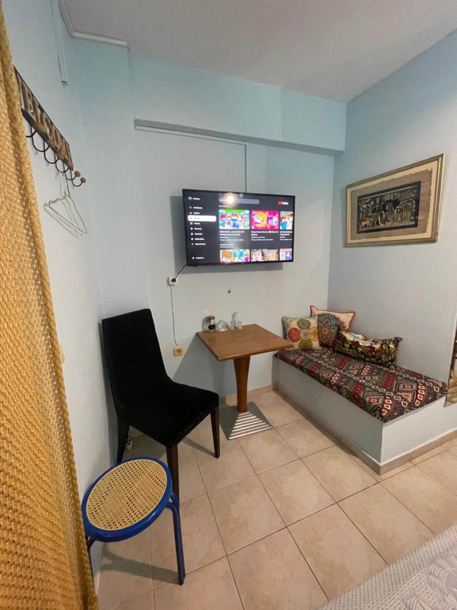 Micro-Studio Heraklion  Luaran gambar
